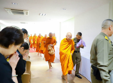 กรมส่งเสริมสหกรณ์ร่วมพิธีเจริญพระพุทธมนต์ ... พารามิเตอร์รูปภาพ 24